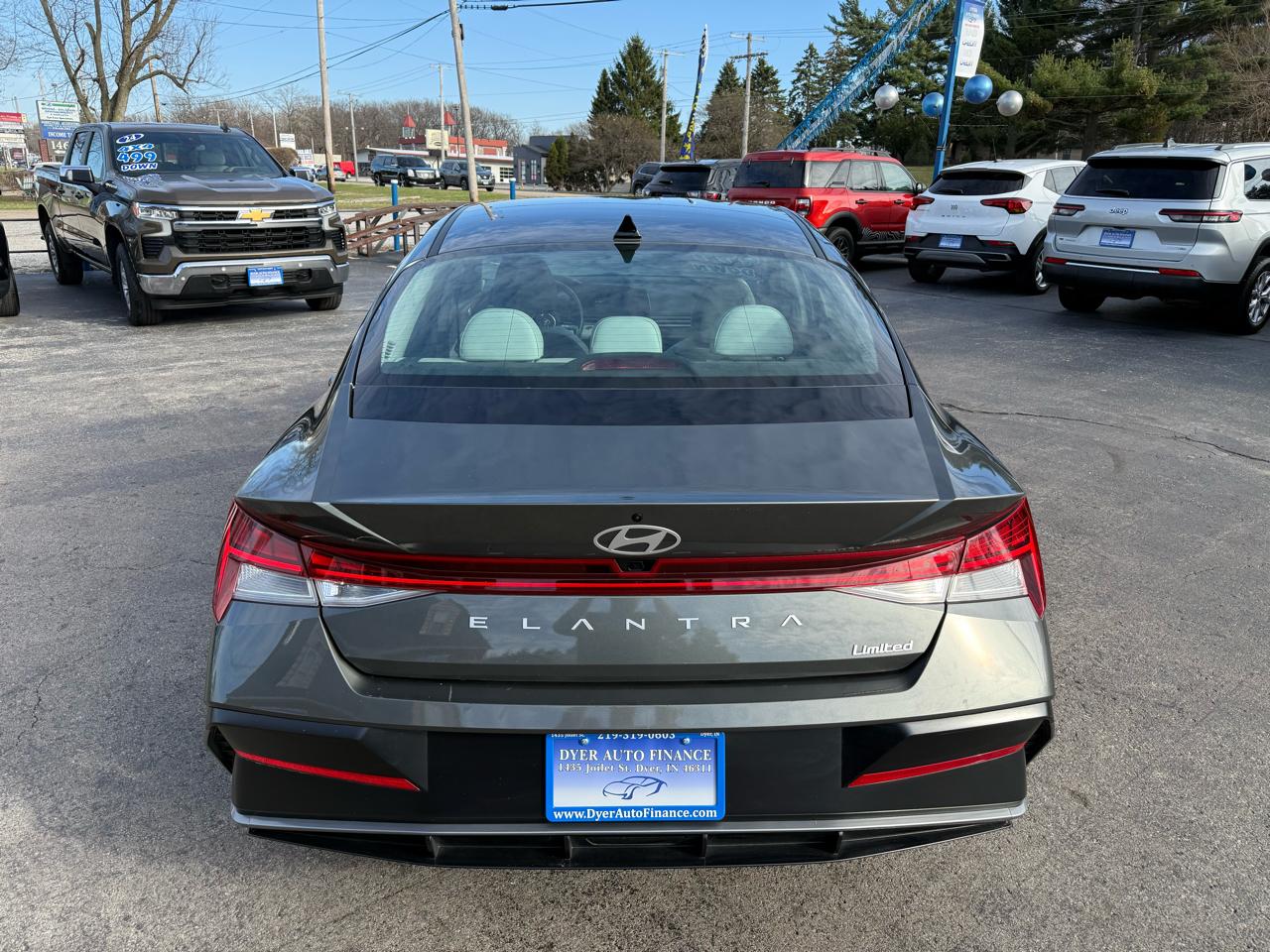 Hyundai Elantra Limited 2025