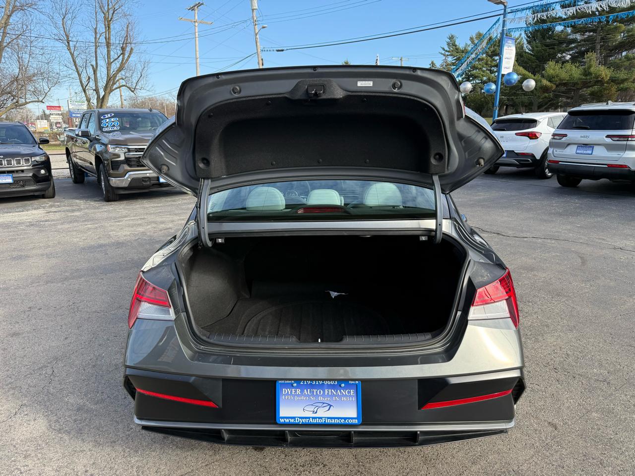 Hyundai Elantra Limited 2025