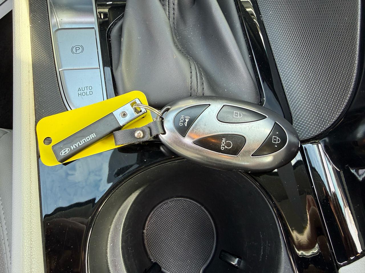 Hyundai Elantra Limited 2025