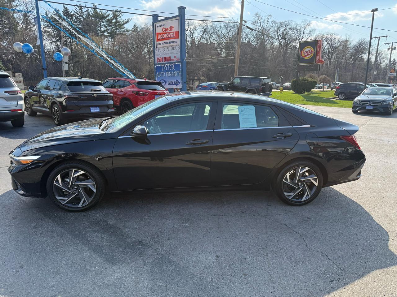 Hyundai Elantra SEL Convenience 2025