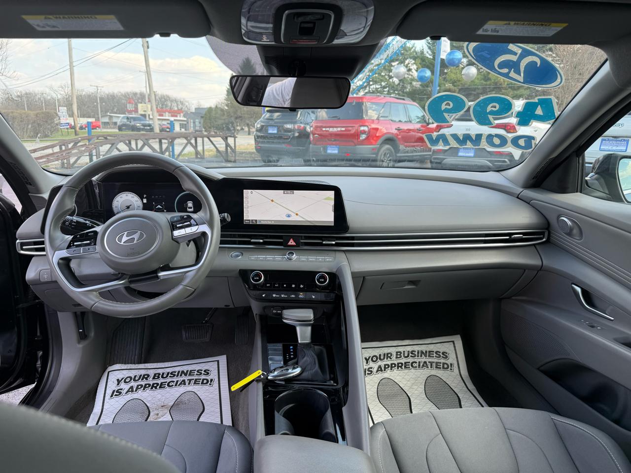 Hyundai Elantra SEL Convenience 2025