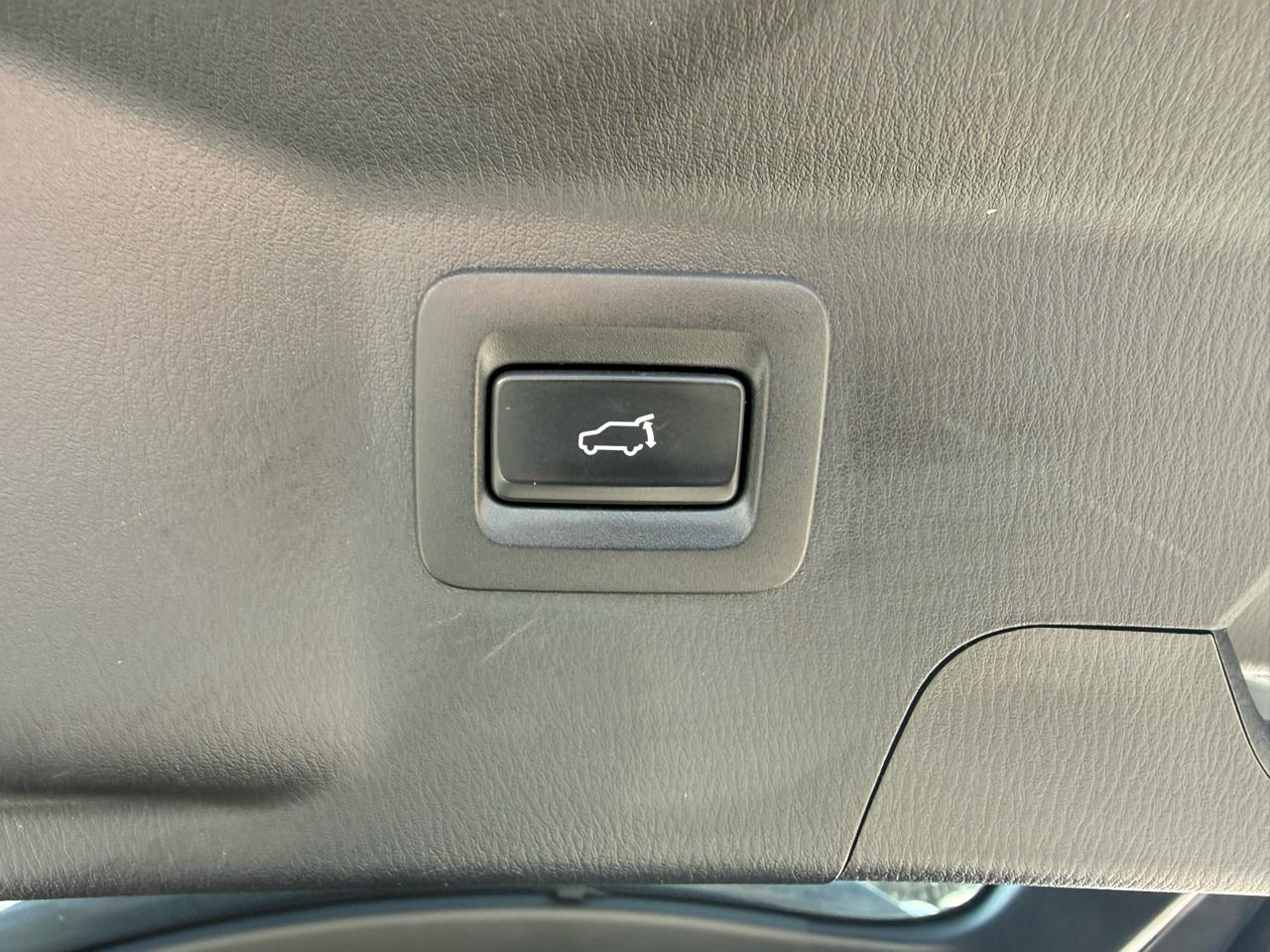 Mazda CX-9 Touring Plus 2023