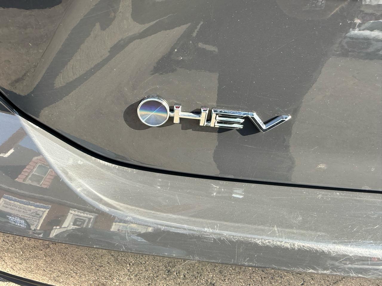 Toyota Camry Hybrid XLE 2025