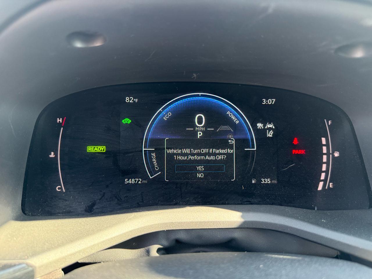 Toyota Camry Hybrid XLE 2025