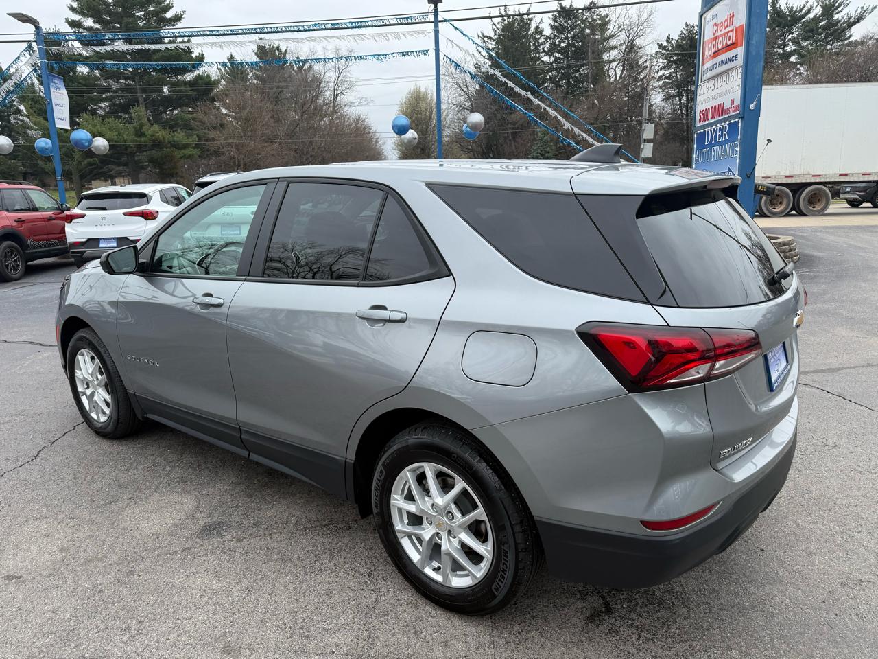 Chevrolet Equinox LS 2WD 2024