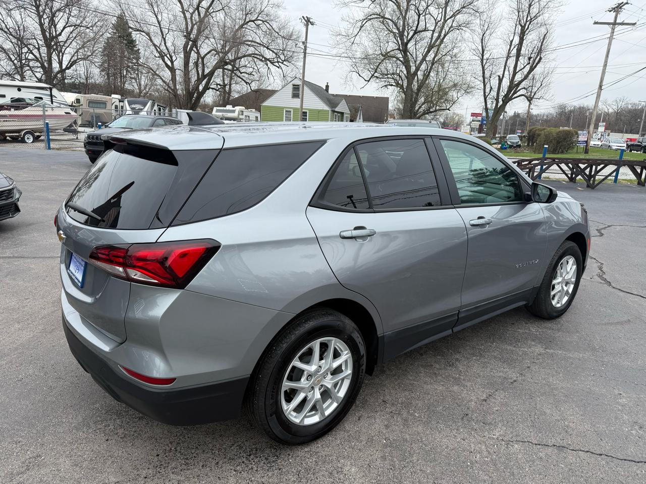 Chevrolet Equinox LS 2WD 2024