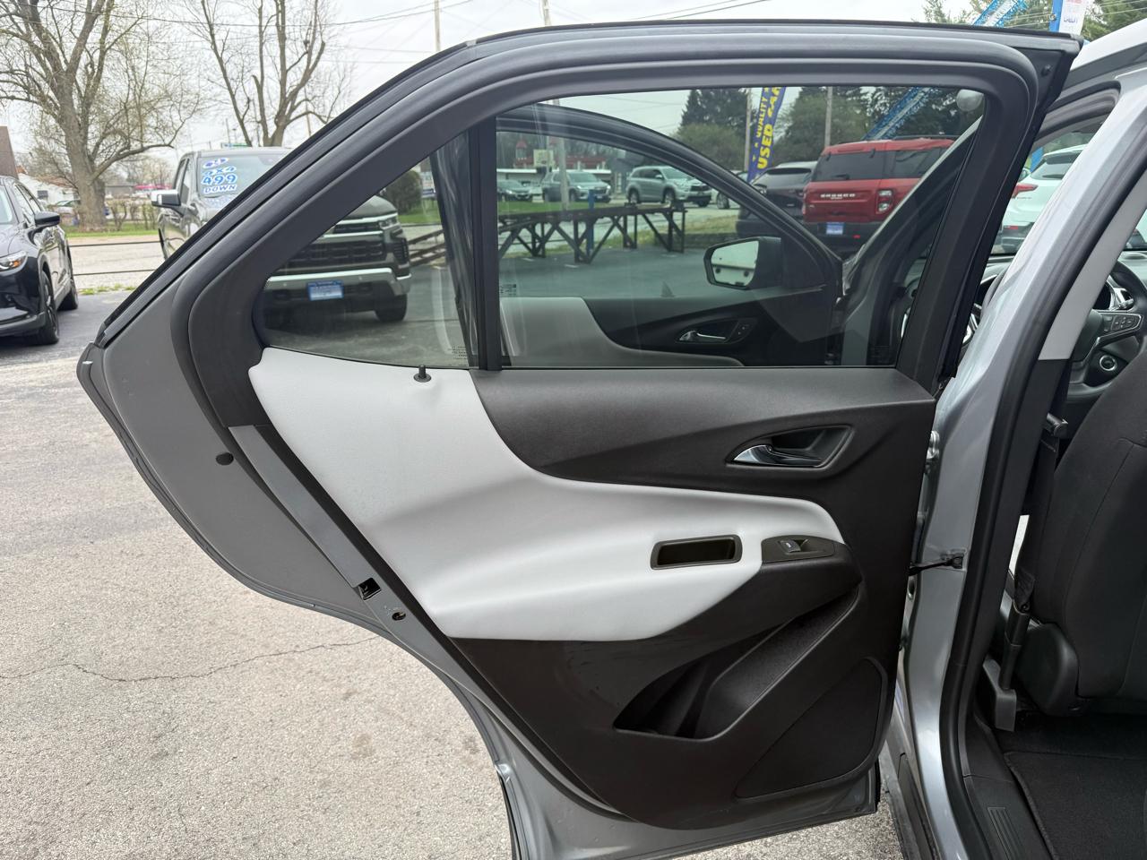 Chevrolet Equinox LS 2WD 2024
