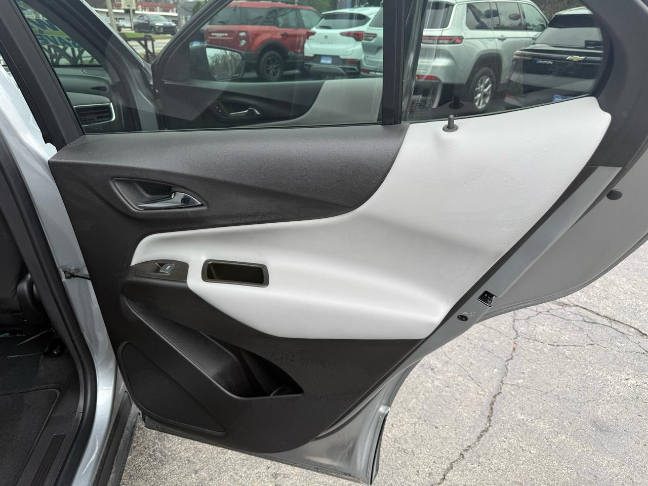 Chevrolet Equinox LS 2WD 2024