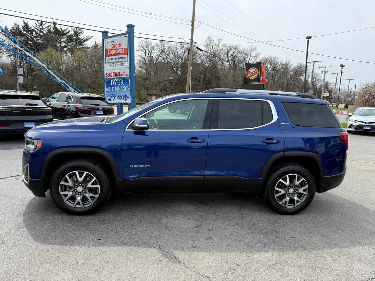 GMC Acadia SLE 2023