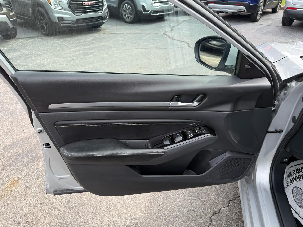 Nissan Altima 2.5 SL 2023