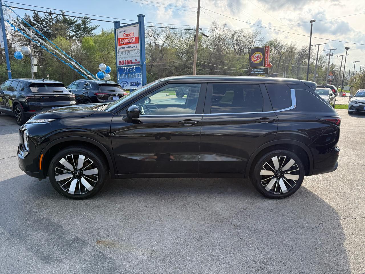 Mitsubishi Outlander SE 2WD 2025