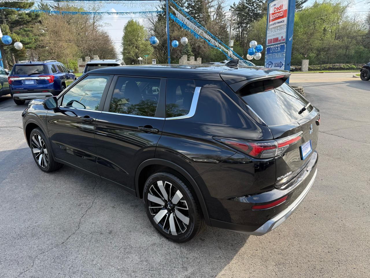 Mitsubishi Outlander SE 2WD 2025