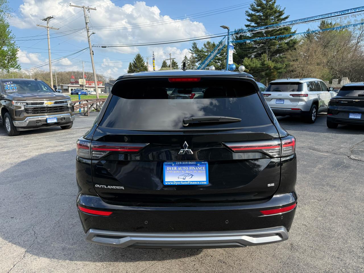 Mitsubishi Outlander SE 2WD 2025