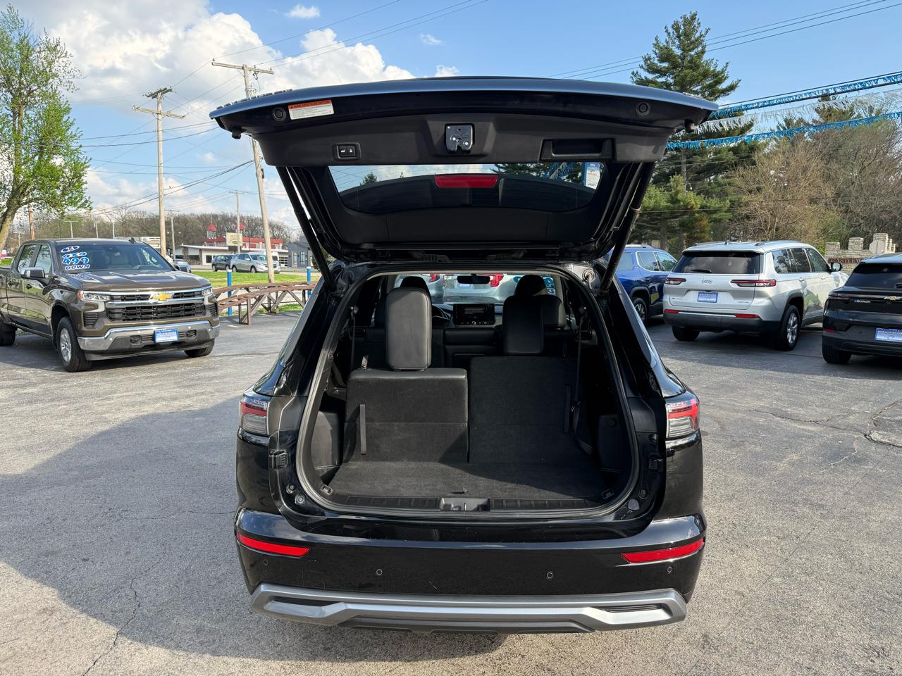 Mitsubishi Outlander SE 2WD 2025