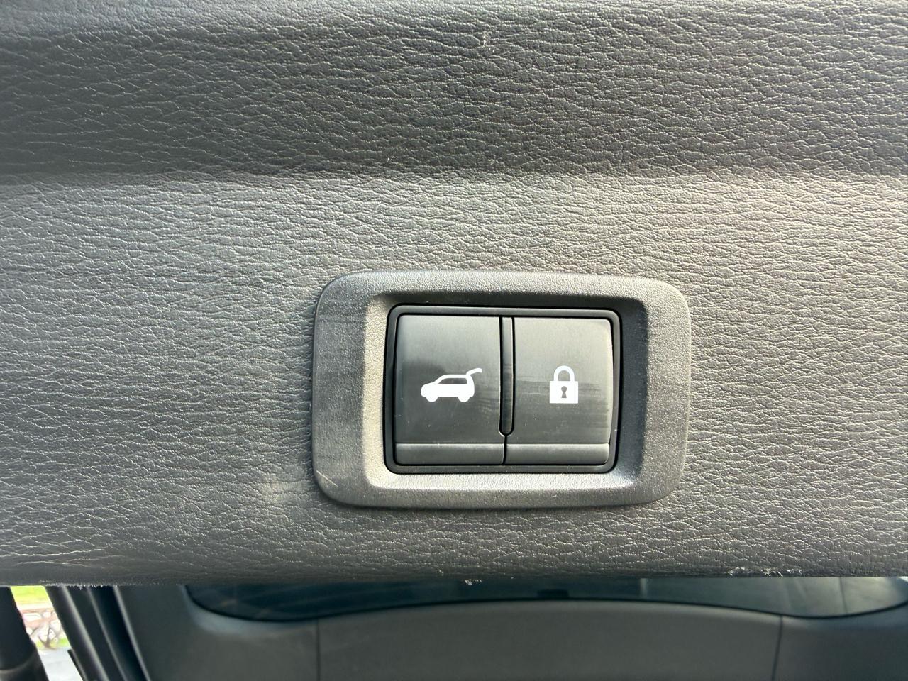 Mitsubishi Outlander SE 2WD 2025