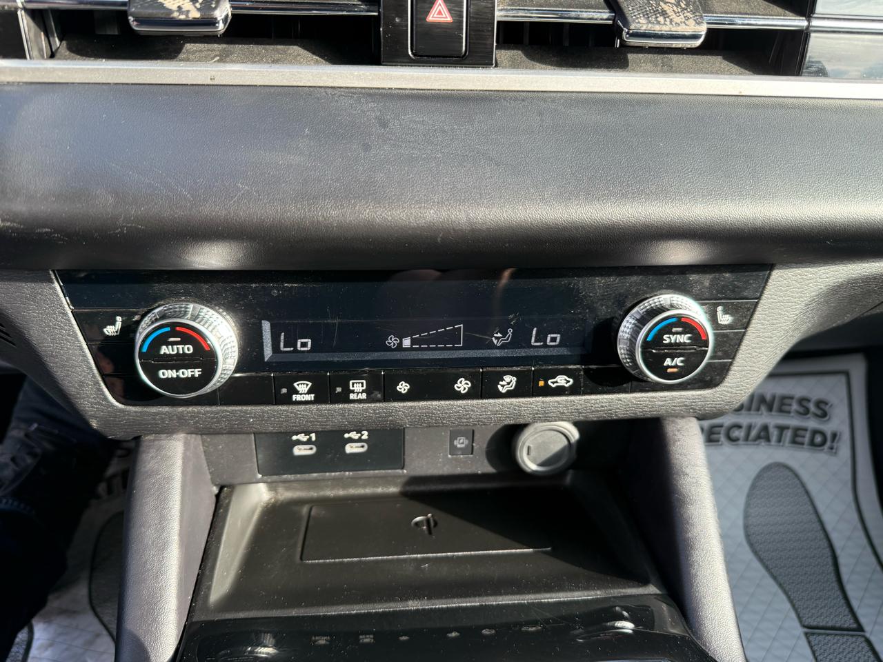 Mitsubishi Outlander SE 2WD 2025