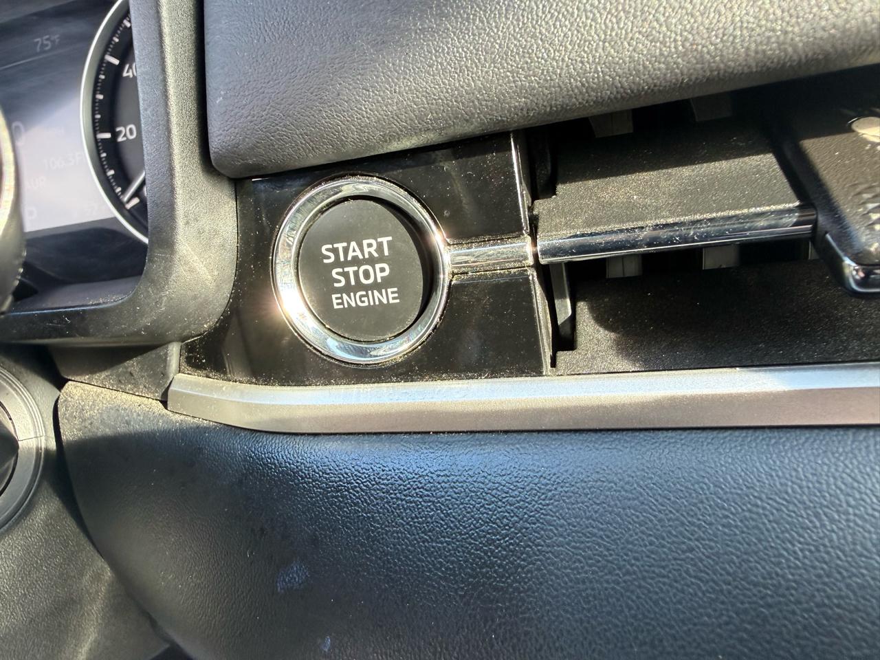 Mitsubishi Outlander SE 2WD 2025