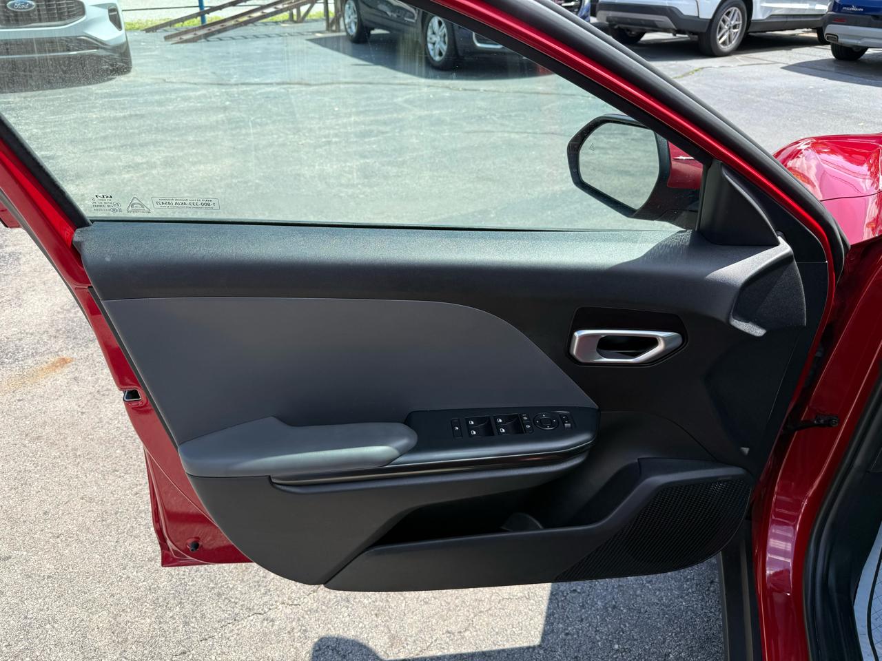 Kia K4 LX 2025