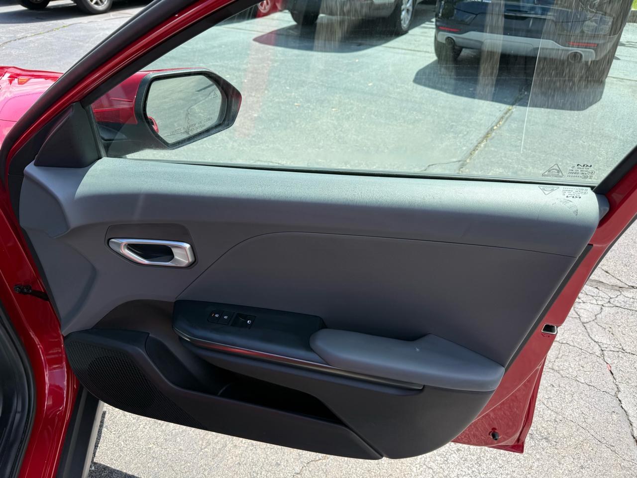 Kia K4 LX 2025