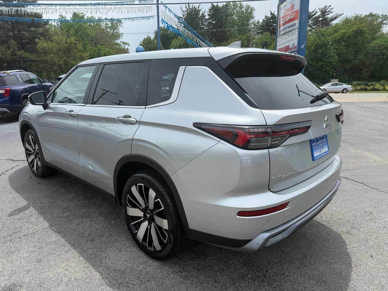 Mitsubishi Outlander SE 4WD 2025