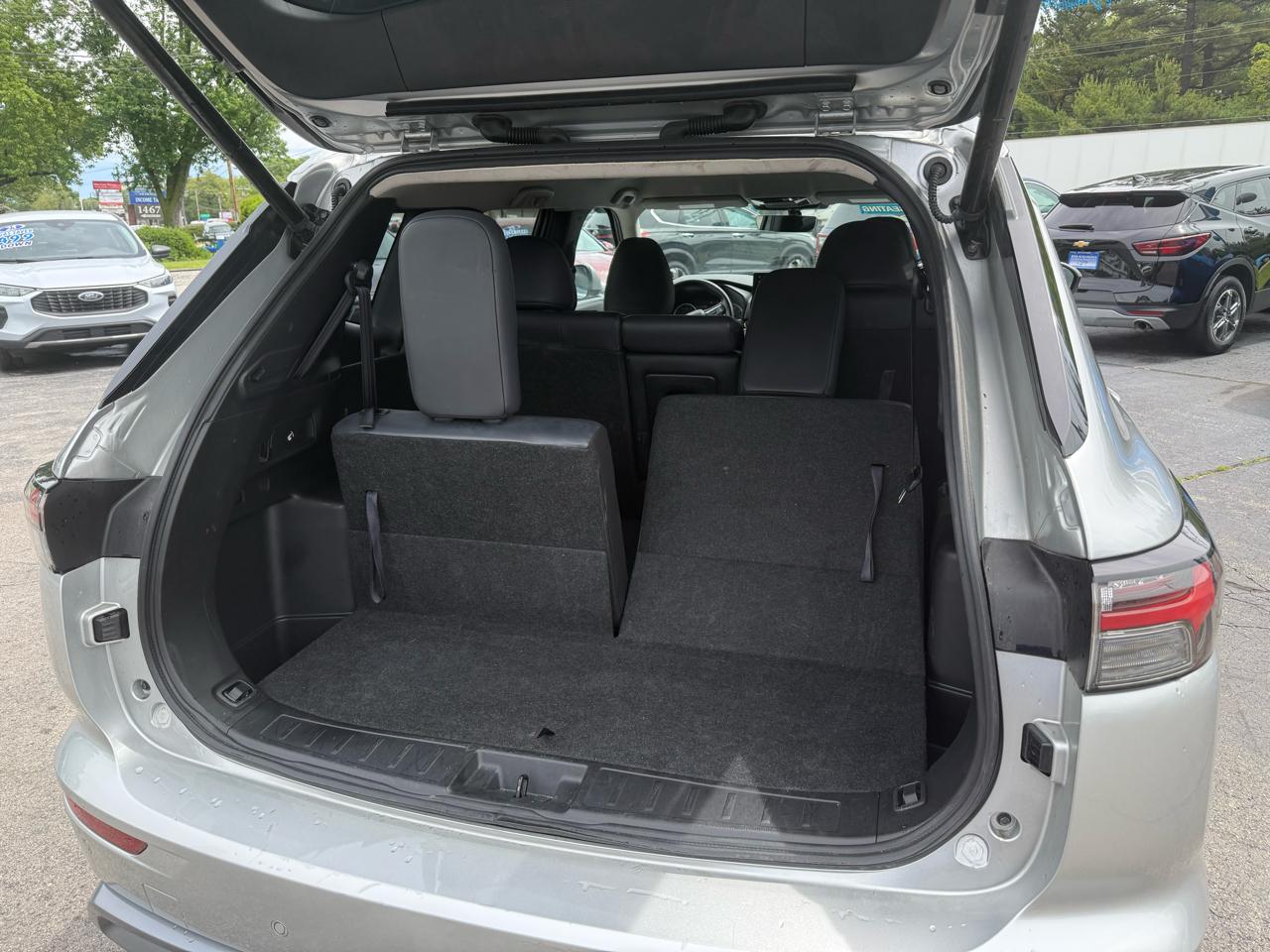Mitsubishi Outlander SE 4WD 2025