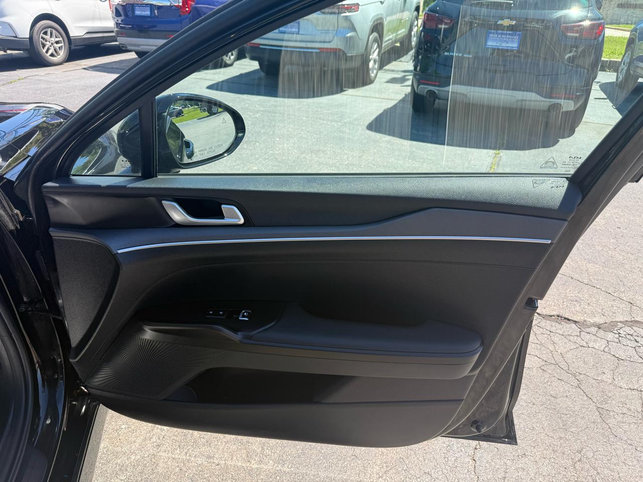Kia K5 LXS 2026
