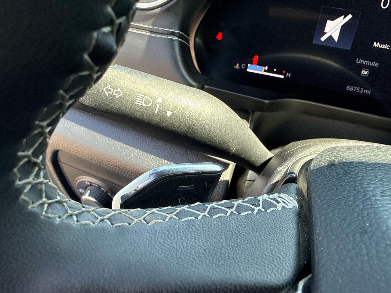 Jeep Grand Cherokee Laredo 4WD 2024