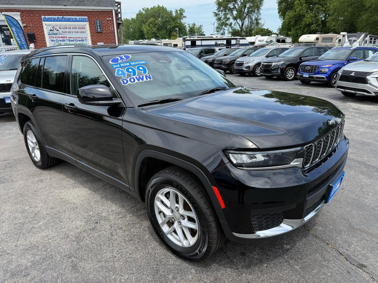 Jeep Grand Cherokee L Laredo 4WD 2023