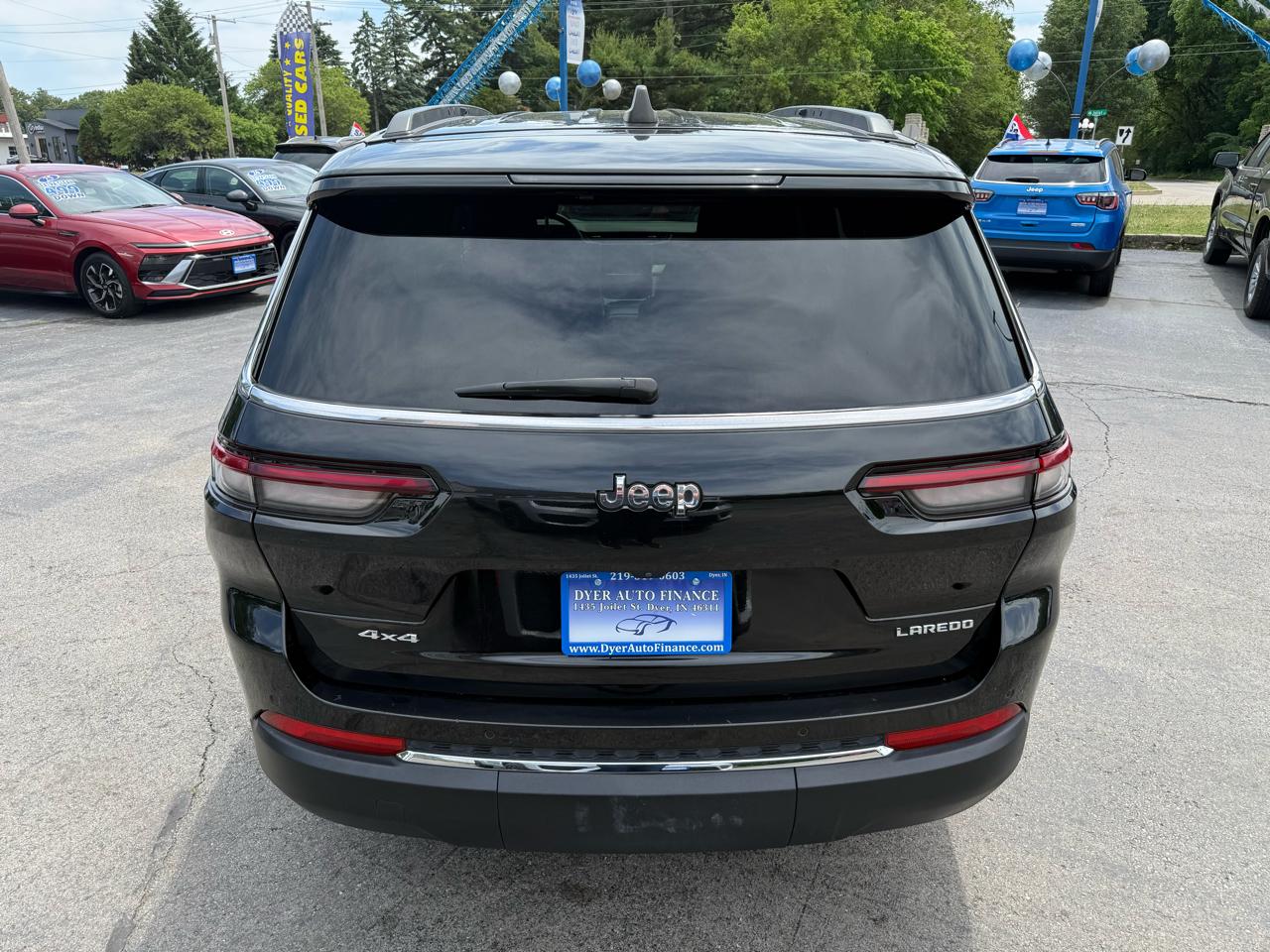 Jeep Grand Cherokee L Laredo 4WD 2023