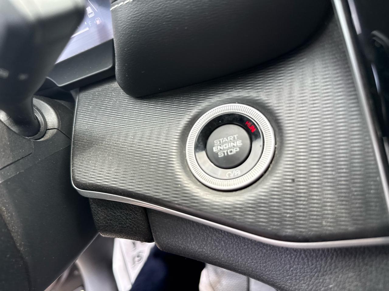 Jeep Grand Cherokee L Laredo 4WD 2023
