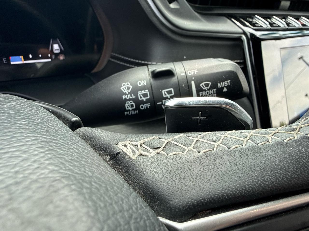 Jeep Grand Cherokee L Laredo 4WD 2023