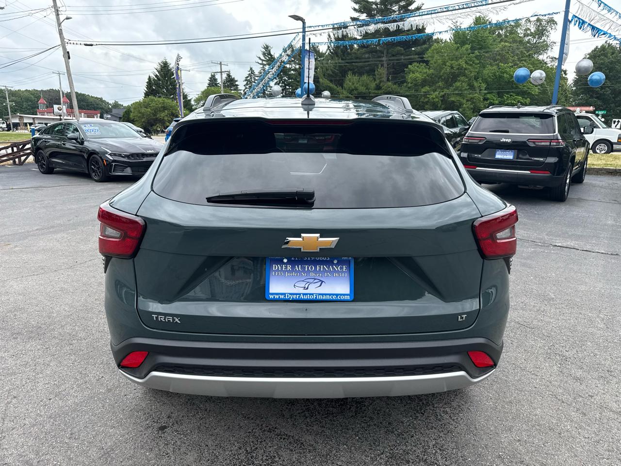 2025 Chevrolet Trax LT - Photo 11