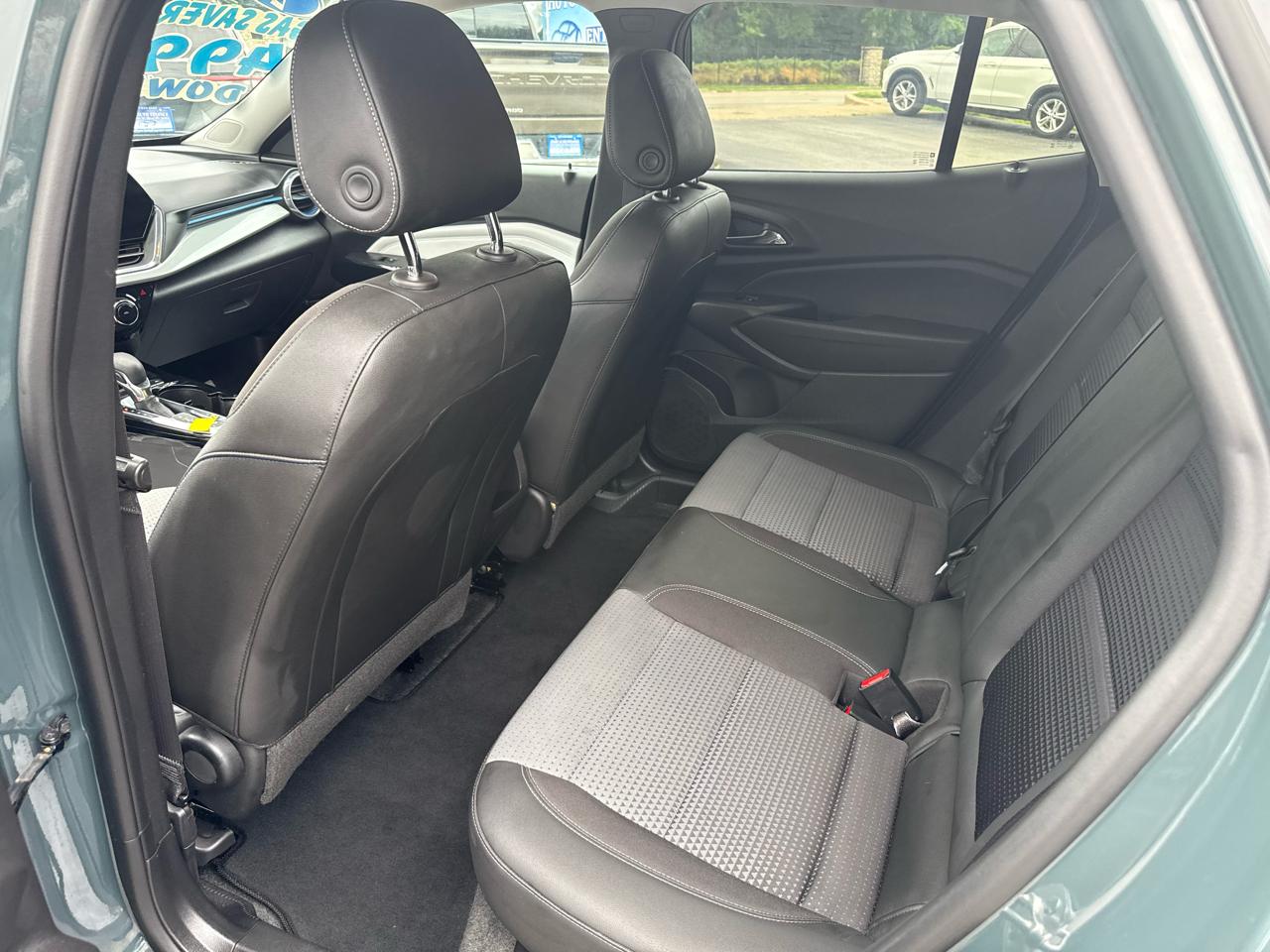 2025 Chevrolet Trax LT - Photo 20