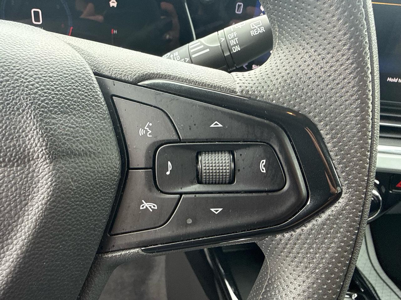 2025 Chevrolet Trax LT - Photo 33