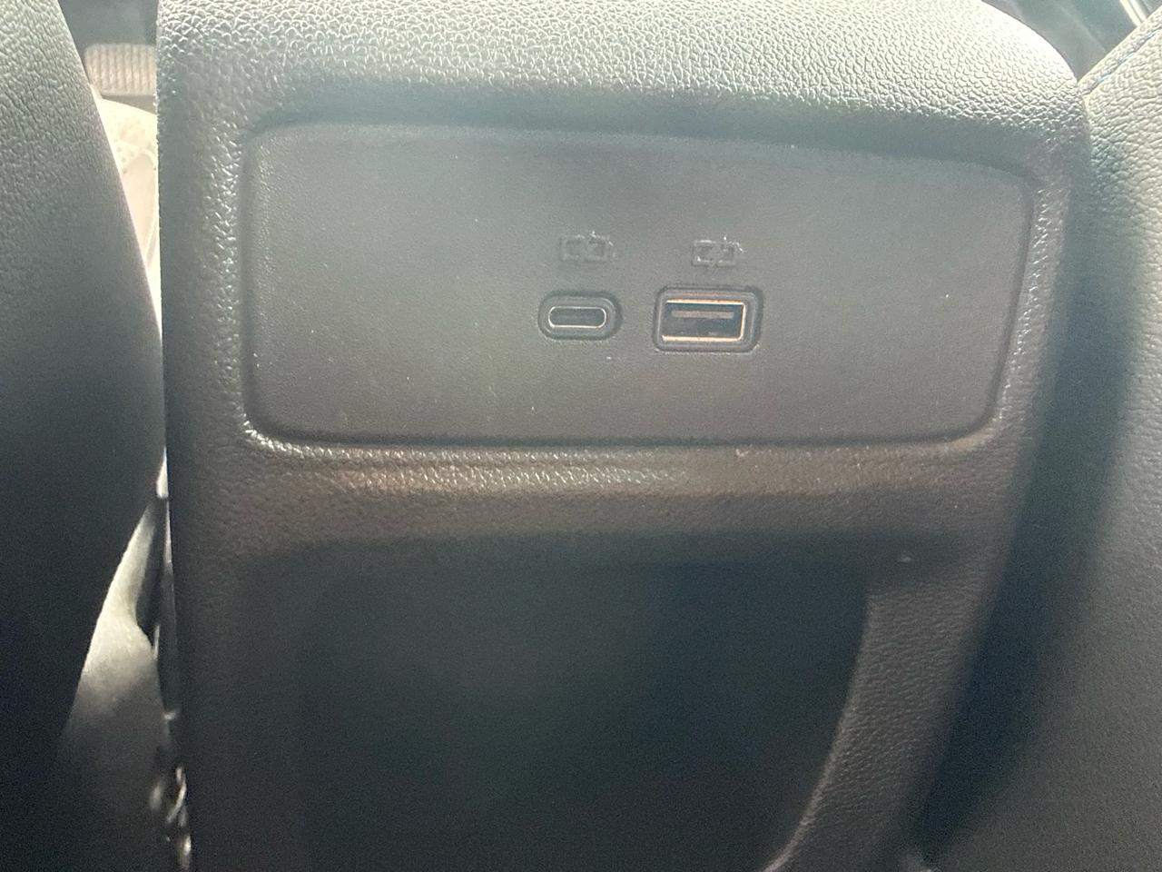 2025 Chevrolet Trax LT - Photo 40