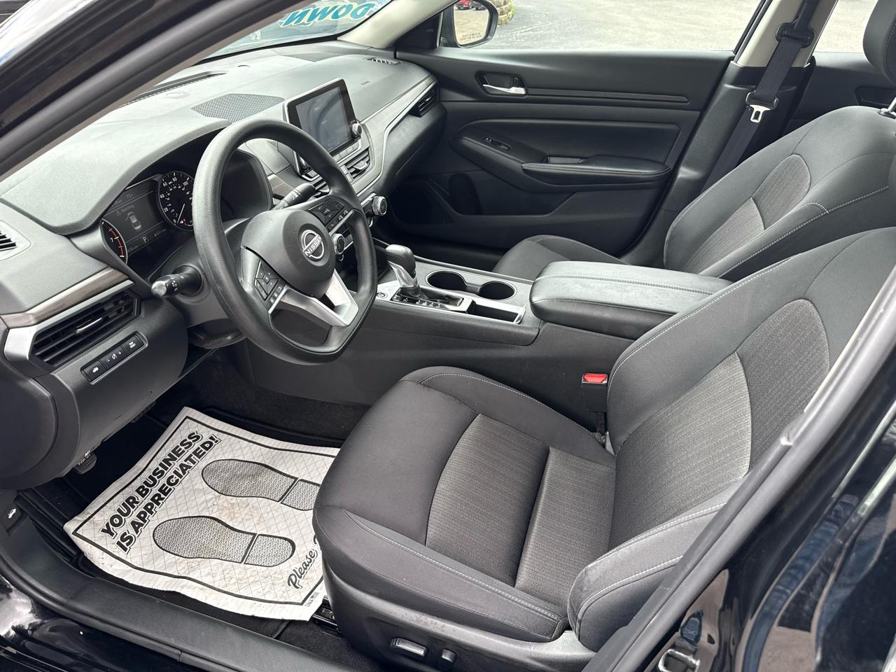 2025 Nissan Altima SV - Photo 12