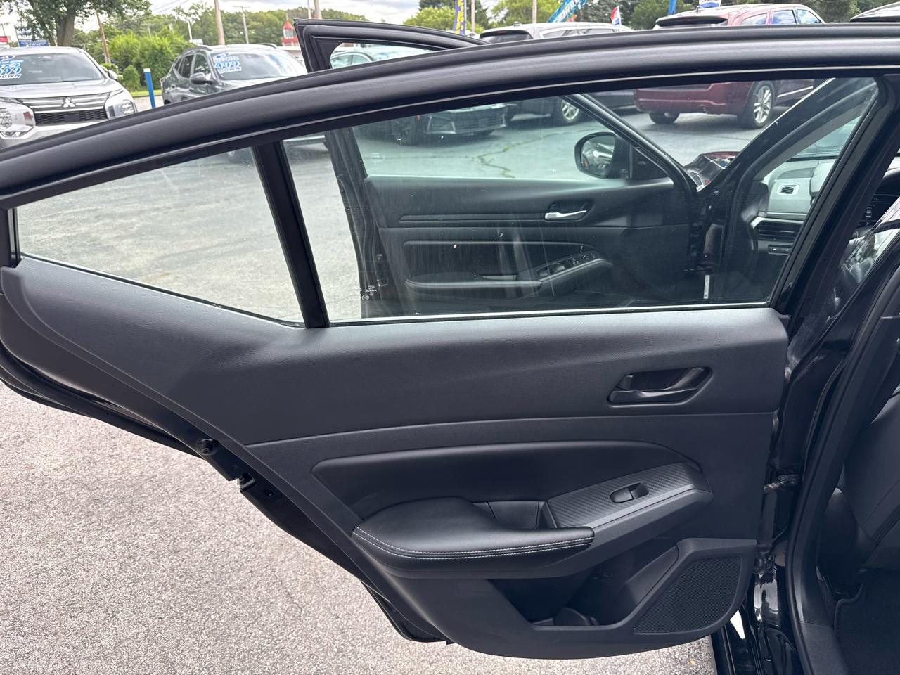 2025 Nissan Altima SV - Photo 15