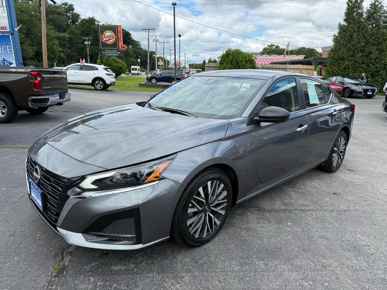 Nissan Altima 2.5 SV 2025