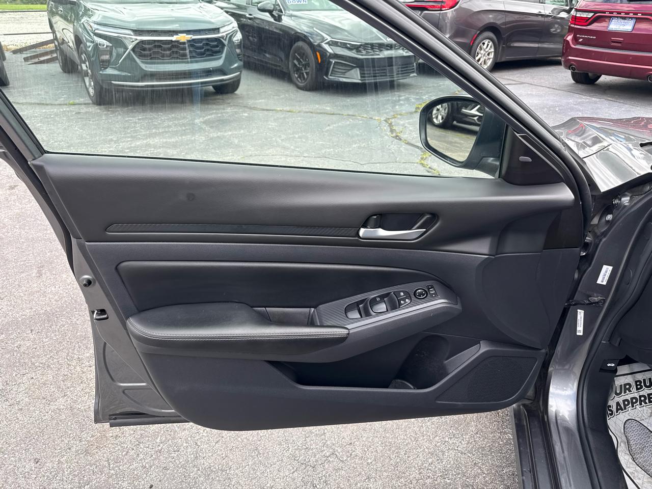 Nissan Altima 2.5 SV 2025