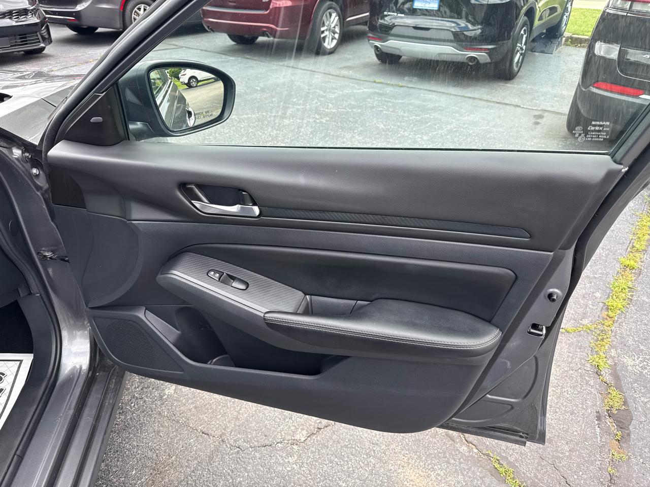 Nissan Altima 2.5 SV 2025