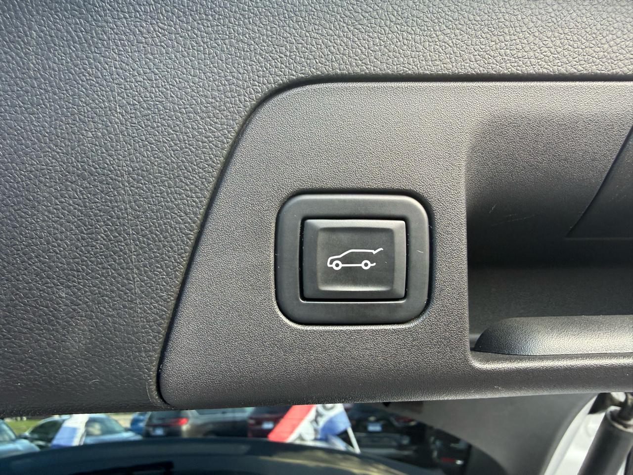 Buick Envision Essense 2023