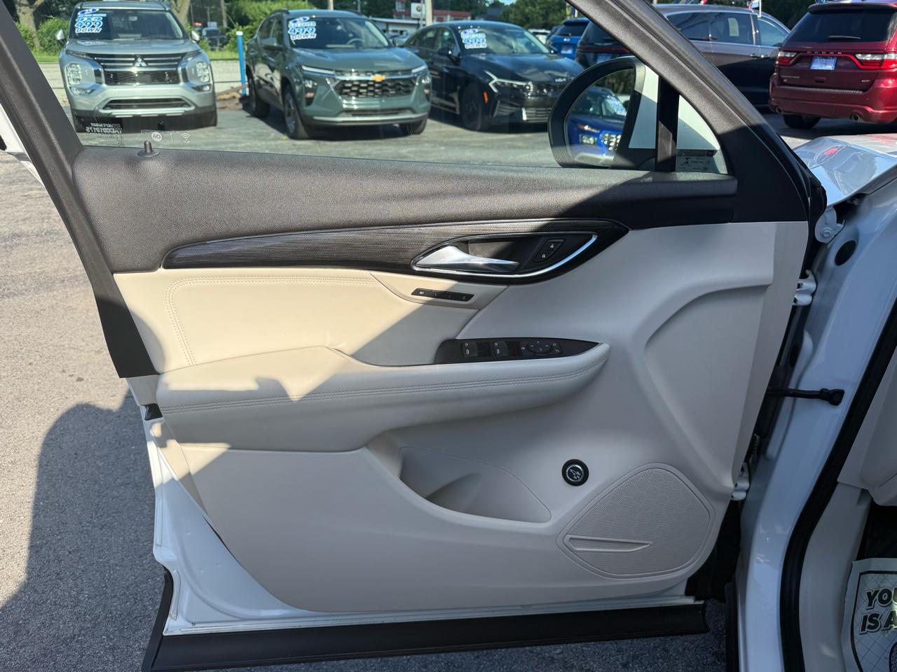 Buick Envision Essense 2023