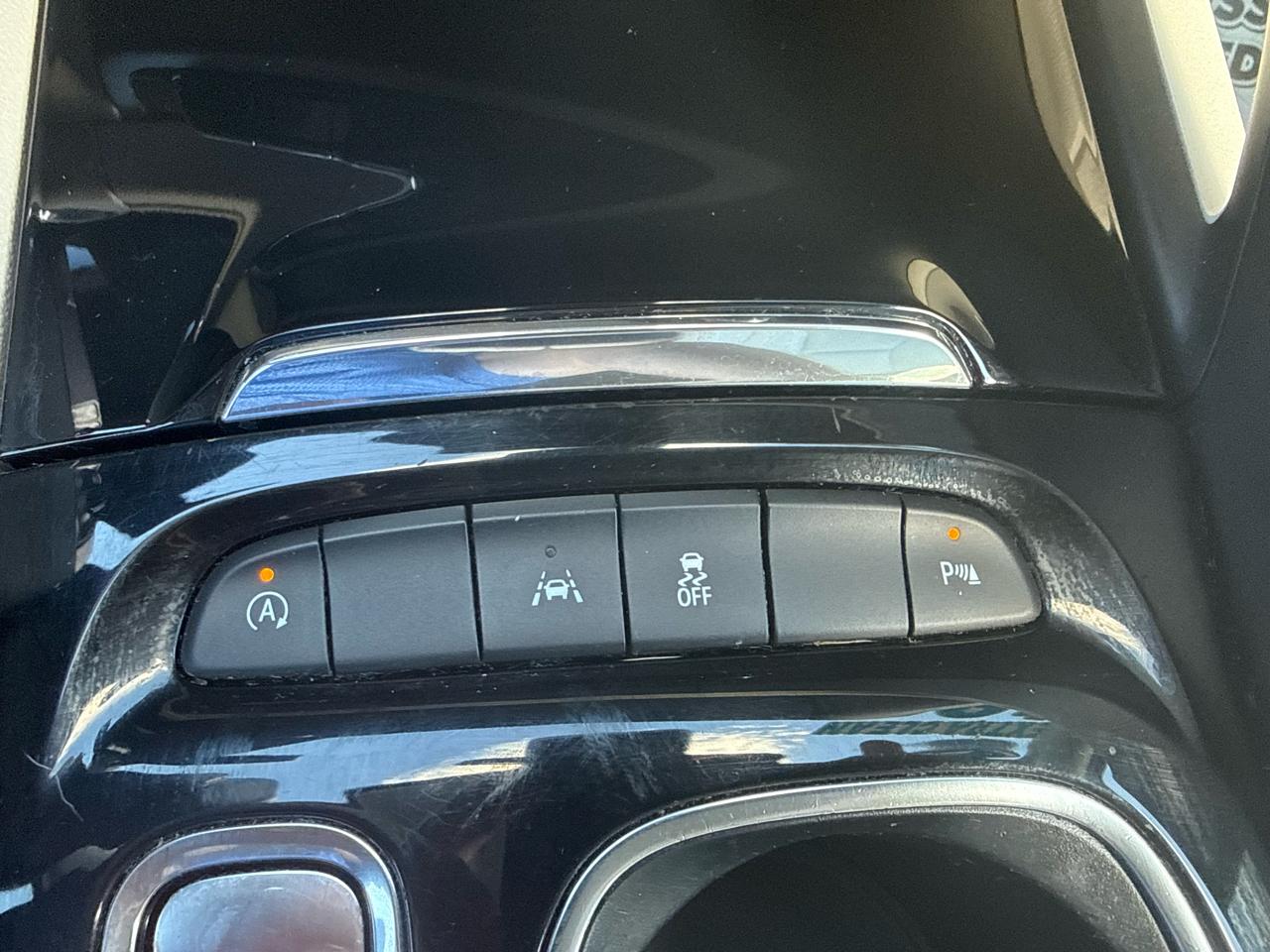 Buick Envision Essense 2023