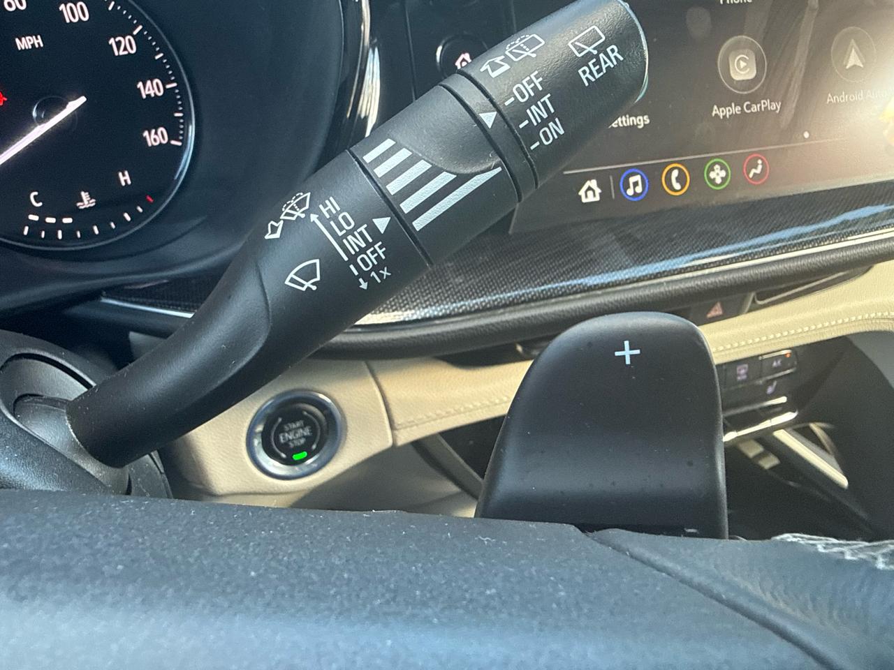 Buick Envision Essense 2023