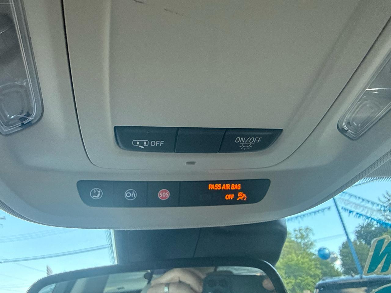 Buick Envision Essense 2023