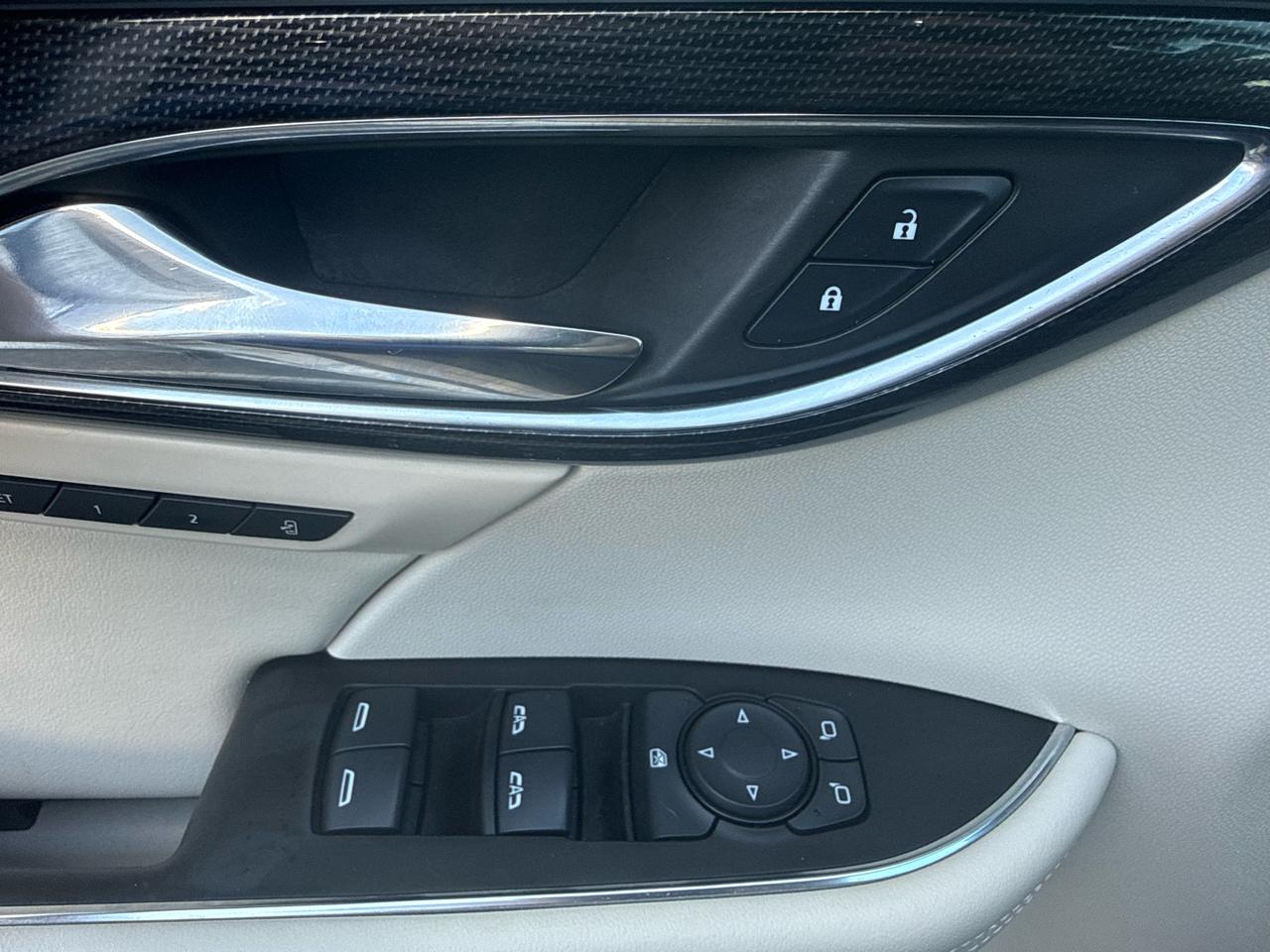 Buick Envision Essense 2023