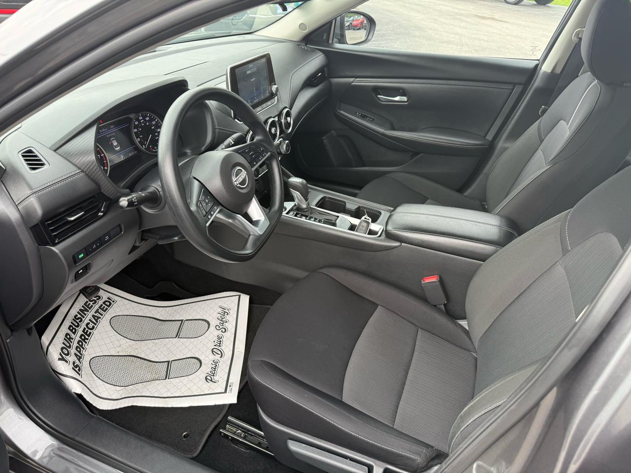 Nissan Sentra SV 2025