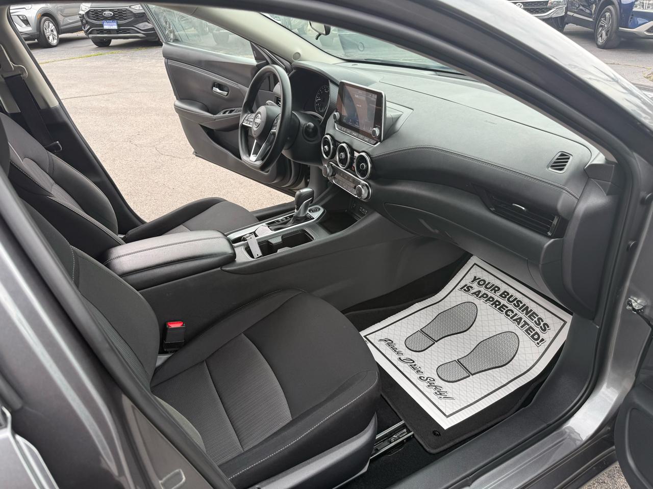 Nissan Sentra SV 2025