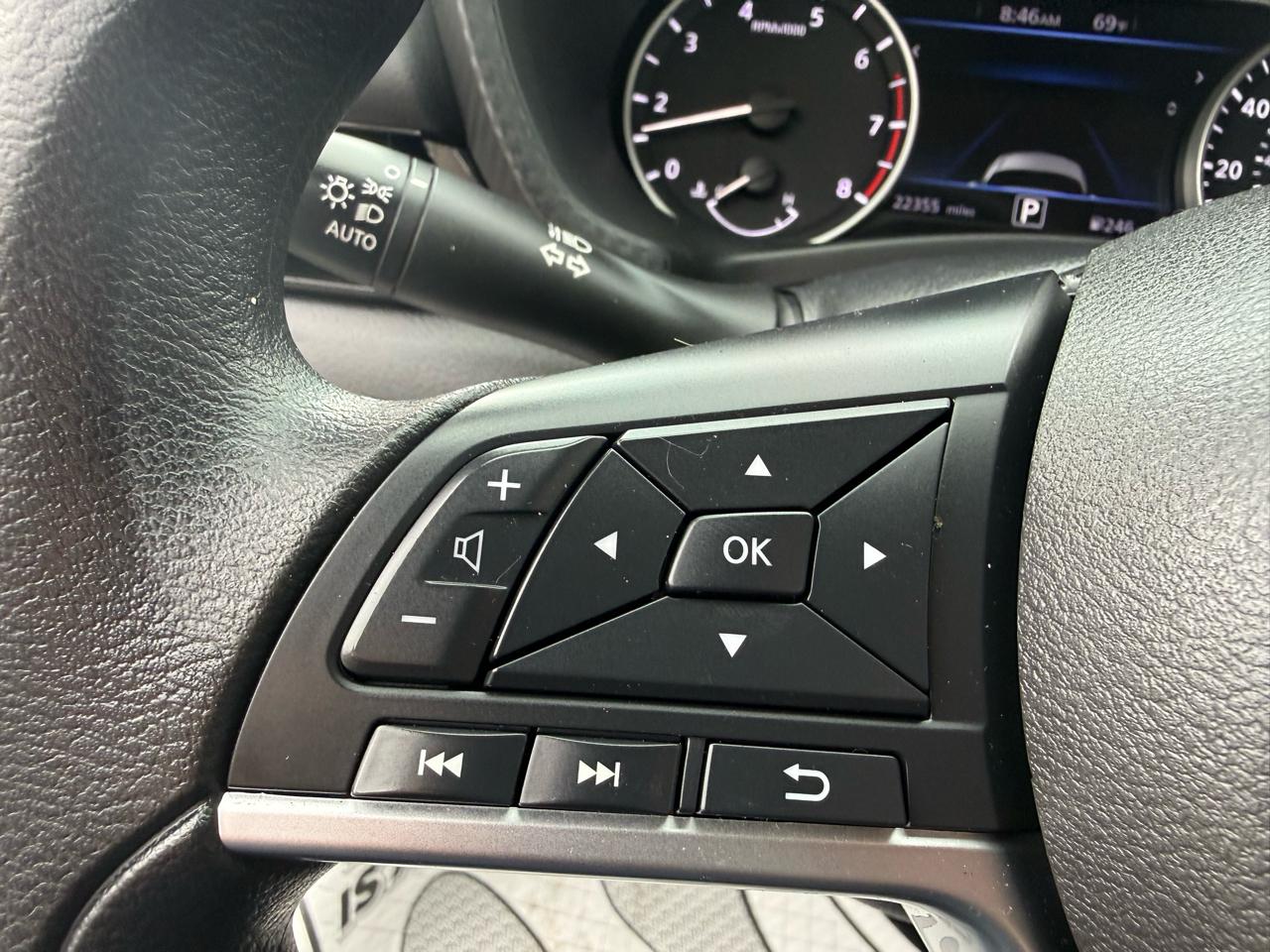 Nissan Sentra SV 2025