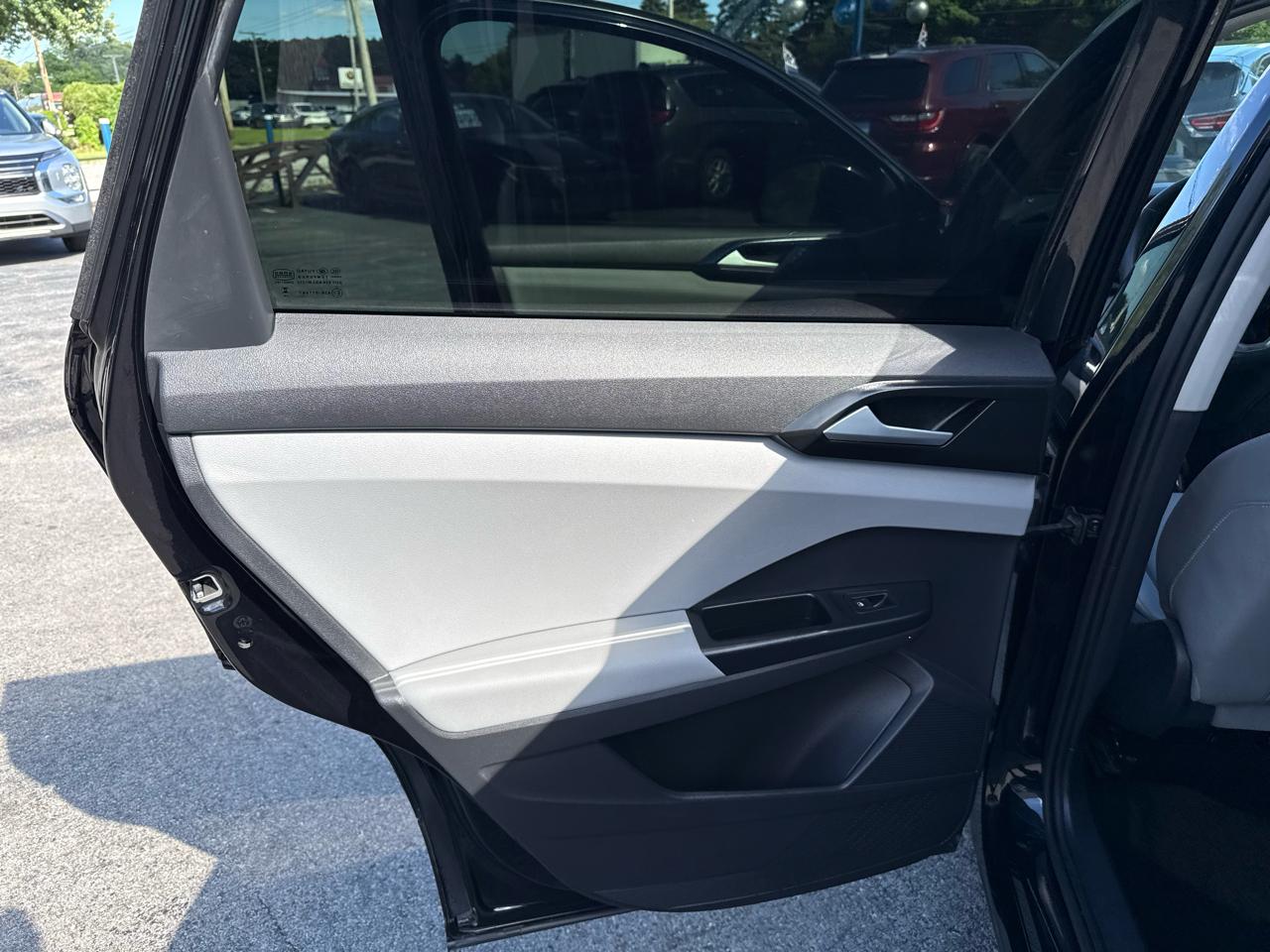 Volkswagen Taos SE 2022